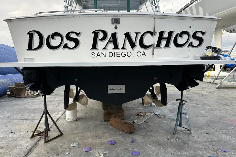 Slide: The Image of Cabo 35 Express 1997 - 31