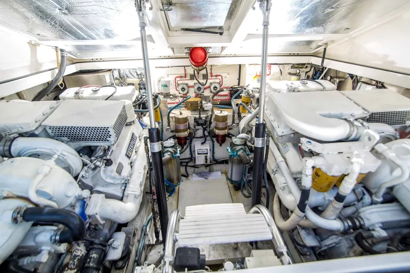 Slide: The Image of Cabo 35 Express 1997 - 25