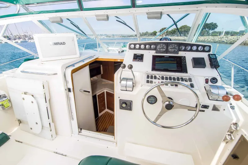 Slide: The Image of Cabo 35 Express 1997 - 4