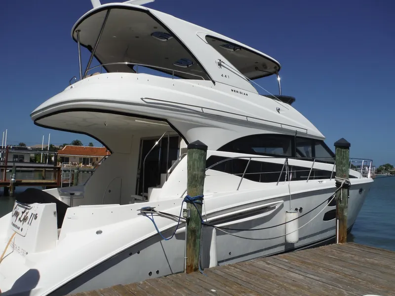 Slide: The Image of Meridian 441 Sedan 2014 - 105