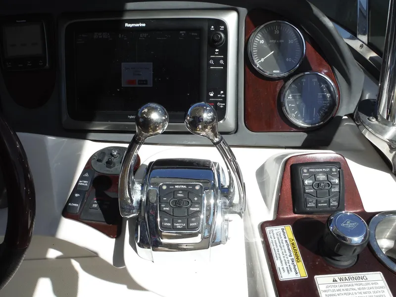 Slide: The Image of Meridian 441 Sedan 2014 - 81