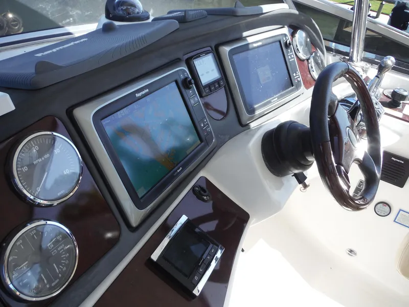 Slide: The Image of Meridian 441 Sedan 2014 - 83