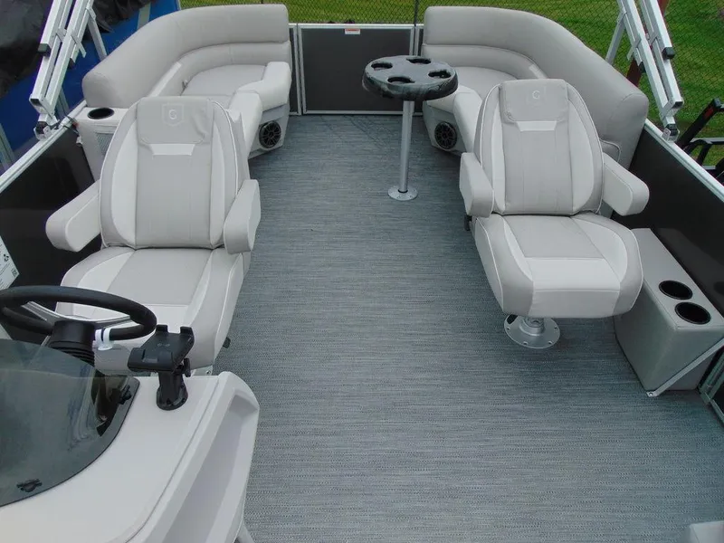 Slide: The Image of Godfrey Xperience 2286 SBX 2024 - 5