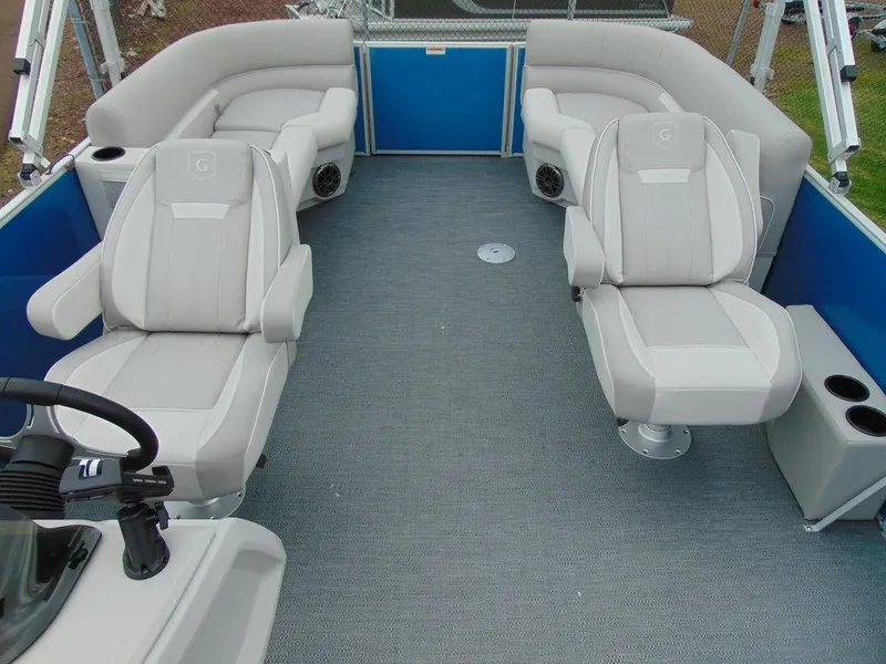 Slide: The Image of Godfrey Xperience 2286 SBX 2024 - 6