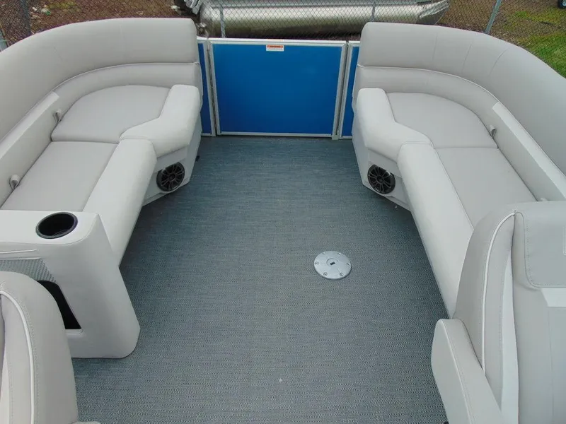 Slide: The Image of Godfrey Xperience 2286 SBX 2024 - 7