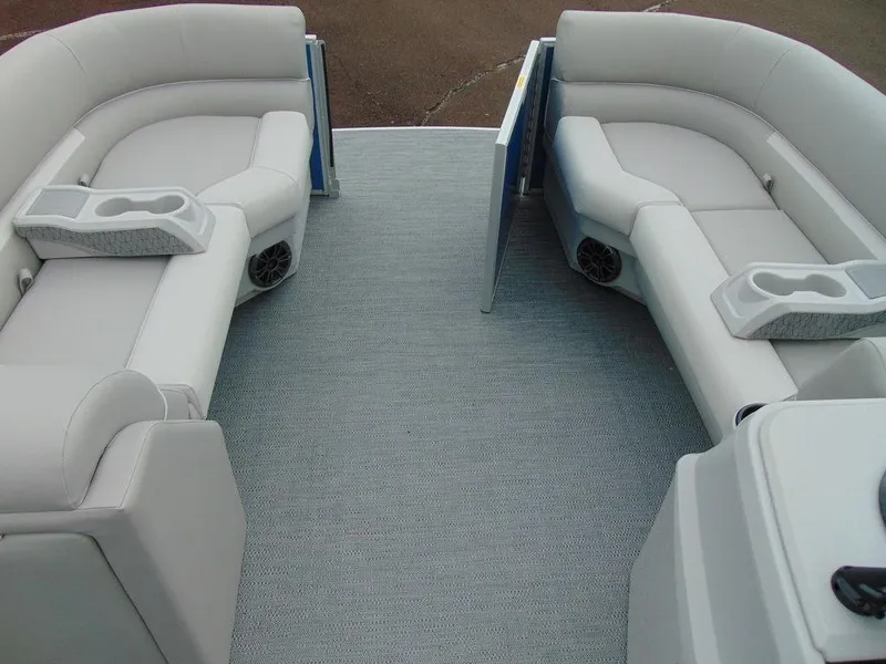 Slide: The Image of Godfrey Xperience 2286 SBX 2024 - 8