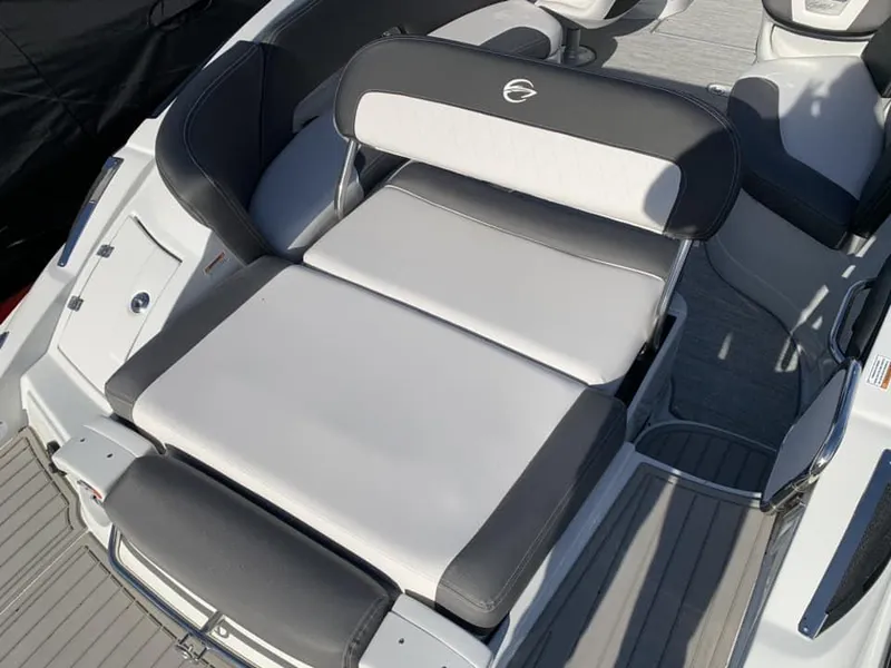 Slide: The Image of Crownline Boats 280 SS SURF 2024 - 8
