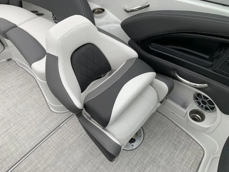 Slide: The Image of Crownline Boats 280 SS 2024 - 6