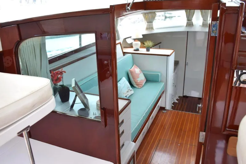 Slide: The Image of Cabin entry and aft bulkhead - 11