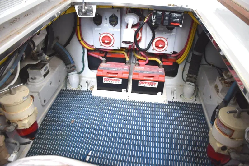 Slide: The Image of Inside center ER hatch looking aft - 38