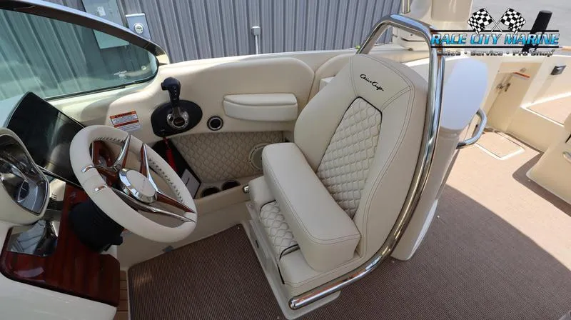 Slide: The Image of Chris-Craft 28 GT - 25