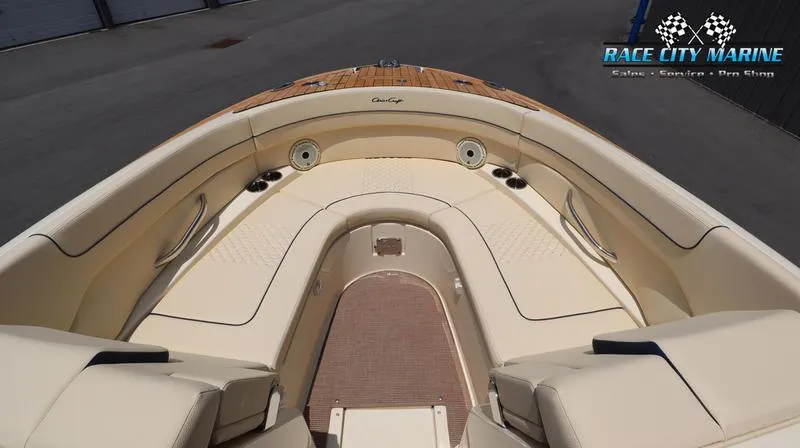 Slide: The Image of Chris-Craft 28 GT - 3