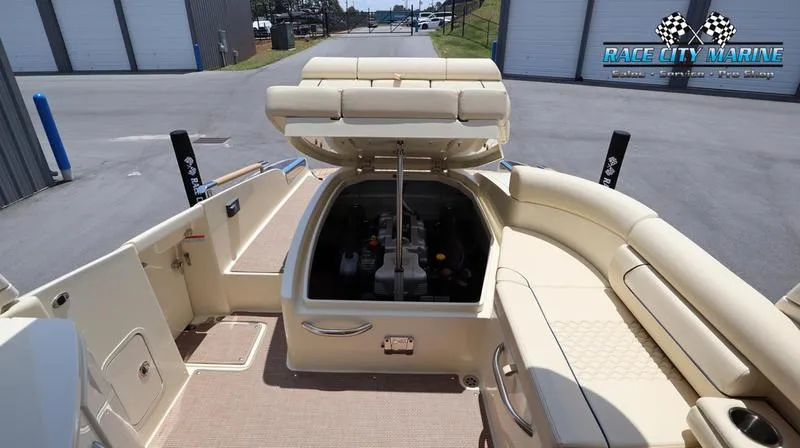 Slide: The Image of Chris-Craft 28 GT - 5