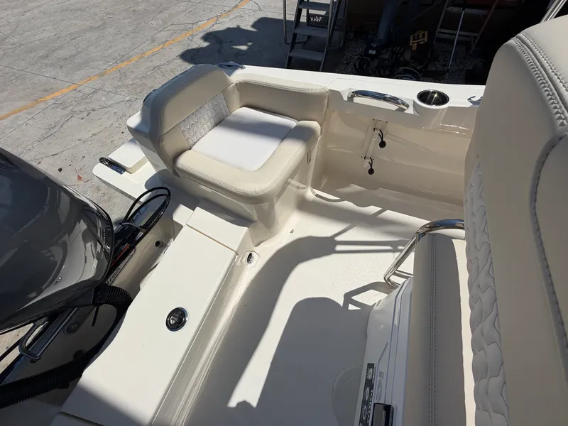 Slide: The Image of Scout 188 Sportfish 2027 - 3