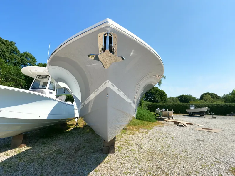 Slide: The Image of Regulator 28 For Sale Ocean House Marina - 15