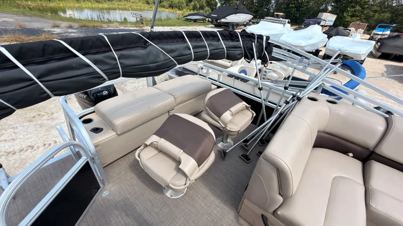 Slide: The Image of Tracker 22 XP3 SPORTFISH 2019 - 54