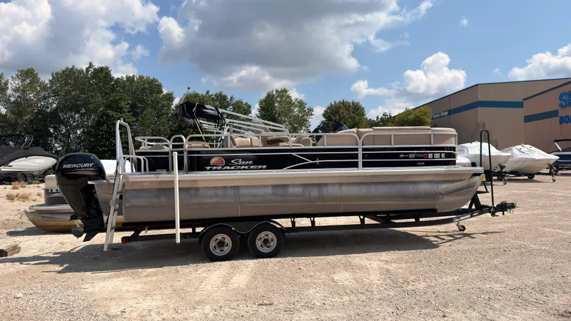 The Image of Tracker 22 XP3 SPORTFISH 2019 - 0