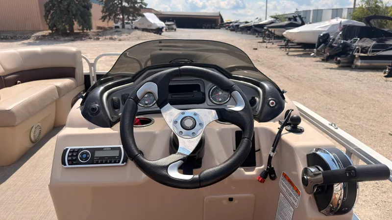Slide: The Image of Tracker 22 XP3 SPORTFISH 2019 - 34