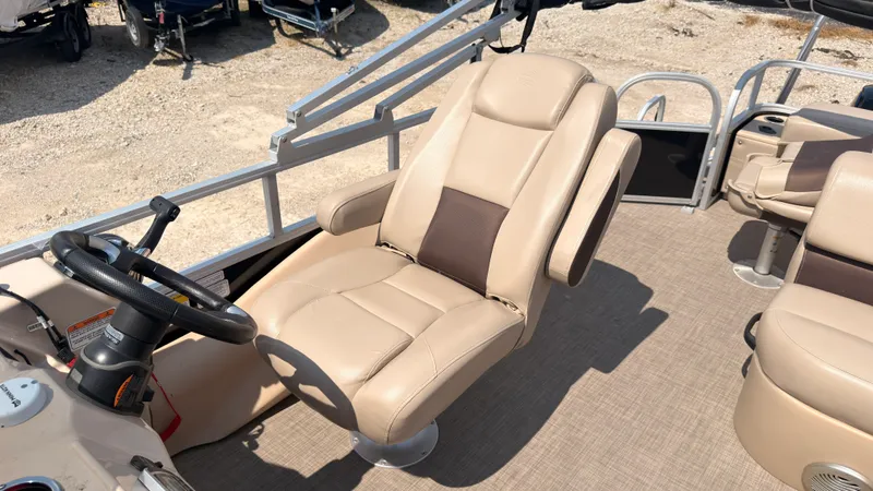 Slide: The Image of Tracker 22 XP3 SPORTFISH 2019 - 33