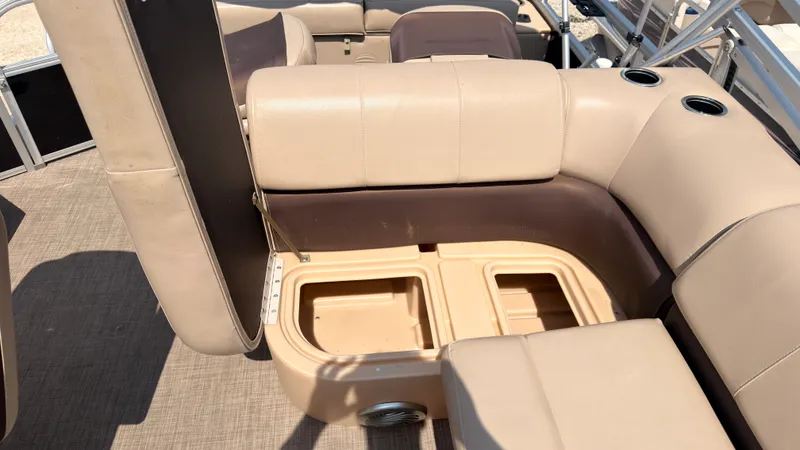 Slide: The Image of Tracker 22 XP3 SPORTFISH 2019 - 51