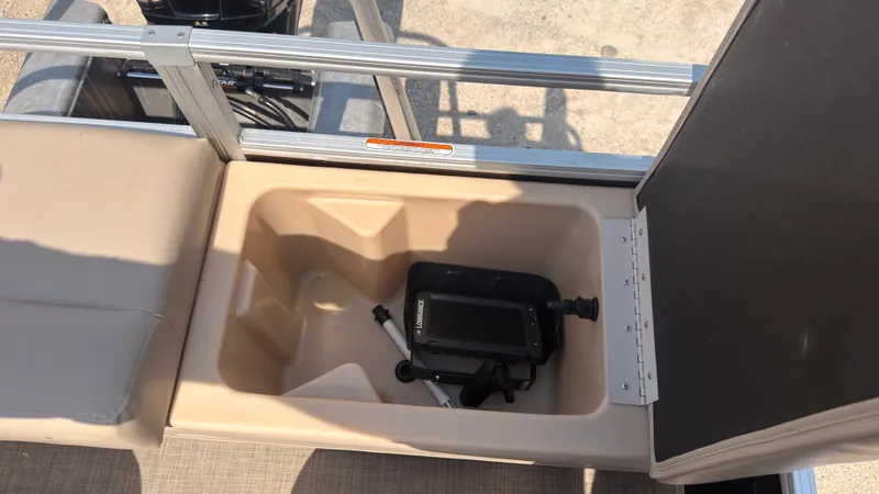 Slide: The Image of Tracker 22 XP3 SPORTFISH 2019 - 56