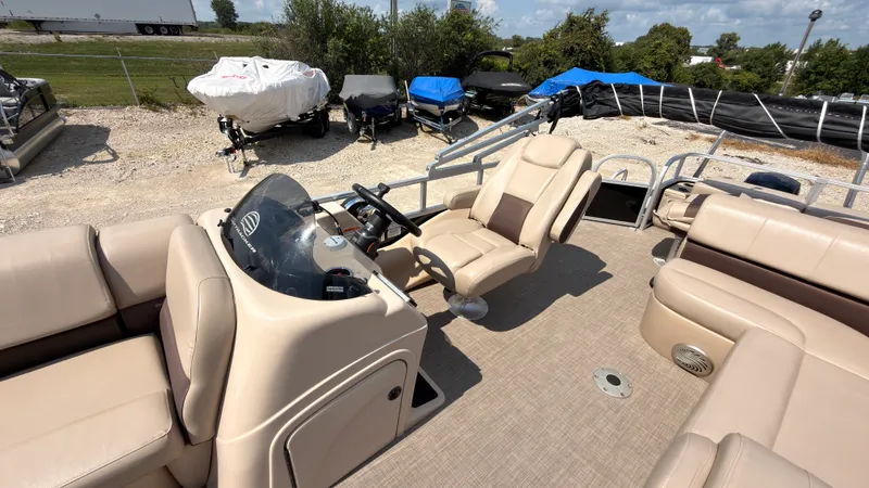Slide: The Image of Tracker 22 XP3 SPORTFISH 2019 - 32