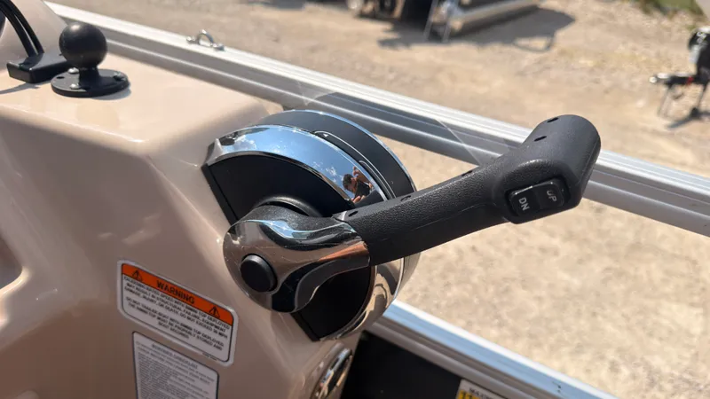 Slide: The Image of Tracker 22 XP3 SPORTFISH 2019 - 40
