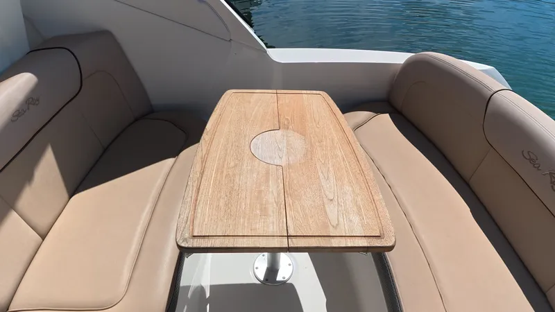 Slide: The Image of Sea Ray 330 Sundancer 2016 - 12