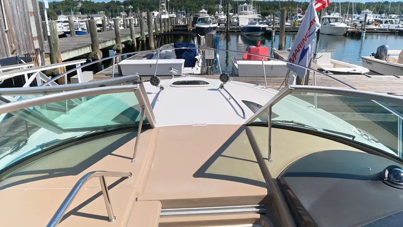 Slide: The Image of Sea Ray 330 Sundancer 2016 - 37