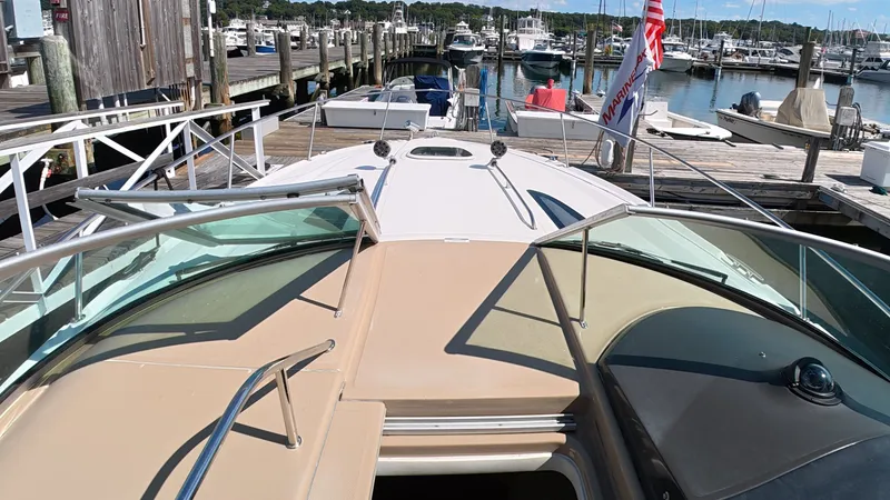Slide: The Image of Sea Ray 330 Sundancer 2016 - 38