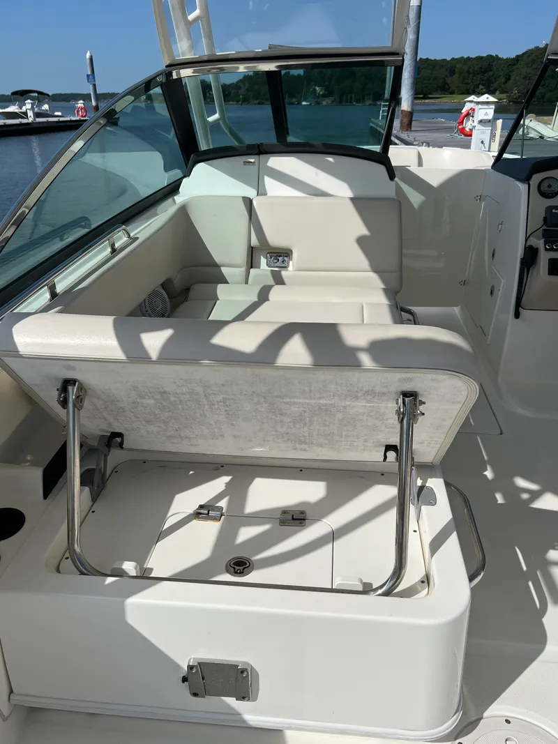 Slide: The Image of Boston Whaler 270 VANTAGE 2018 - 44