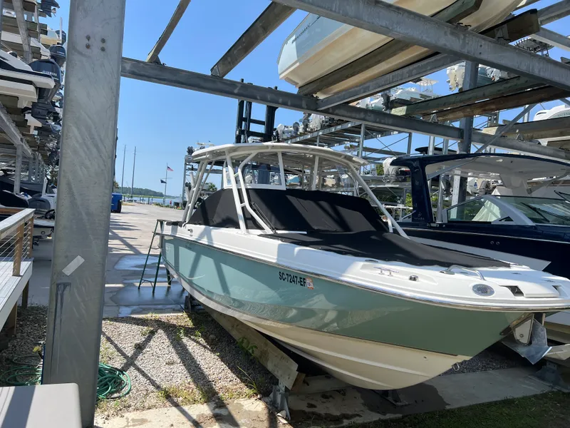 Slide: The Image of Boston Whaler 270 VANTAGE 2018 - 47