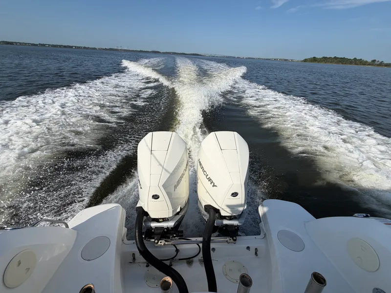 Slide: The Image of Boston Whaler 270 VANTAGE 2018 - 33