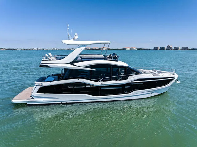 Slide: The Image of Galeon 560 Fly 2025 - 32