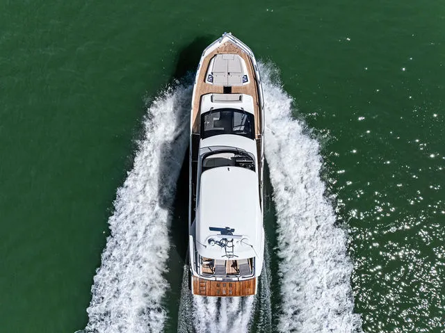 Slide: The Image of Galeon 560 Fly 2025 - 40