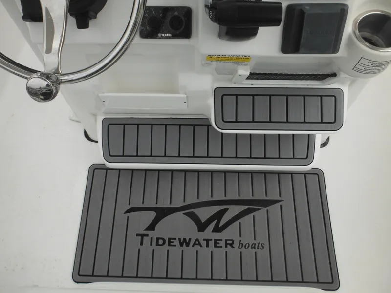 Slide: The Image of Tidewater 210 LXF 2024 - 53