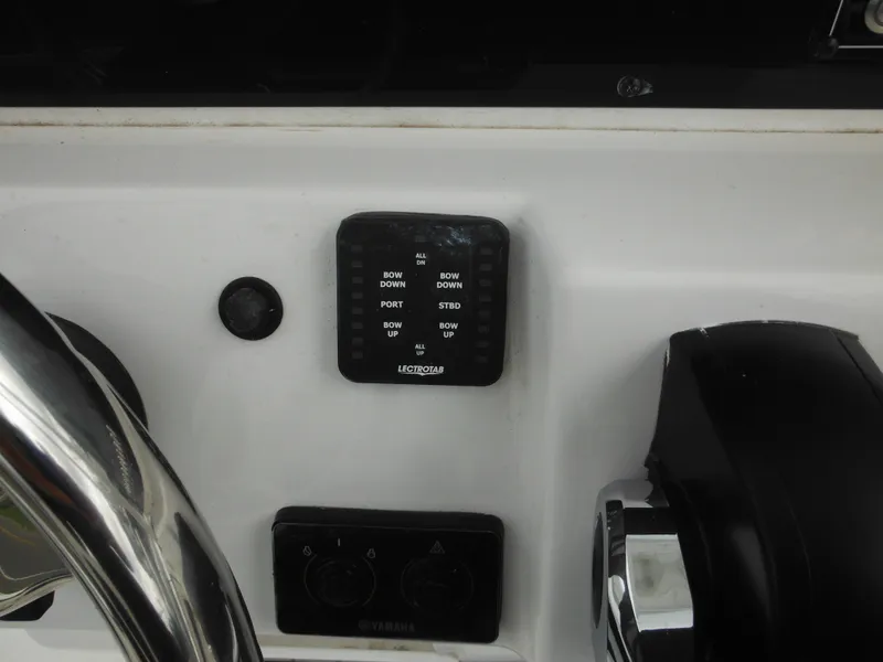 Slide: The Image of Tidewater 210 LXF 2024 - 56