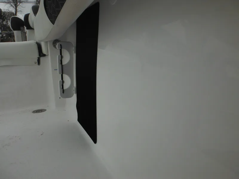 Slide: The Image of Tidewater 210 LXF 2024 - 65