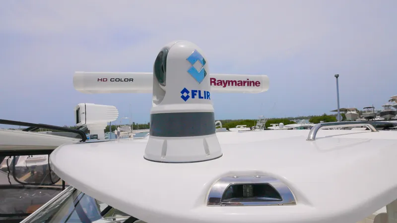Slide: The Image of Raymarine and FLIR equipment on 2016 Boston Whaler 420 Outrage boat. - 16