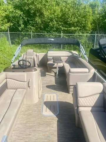 Slide: The Image of Bennington 22 SL 2023 - 5