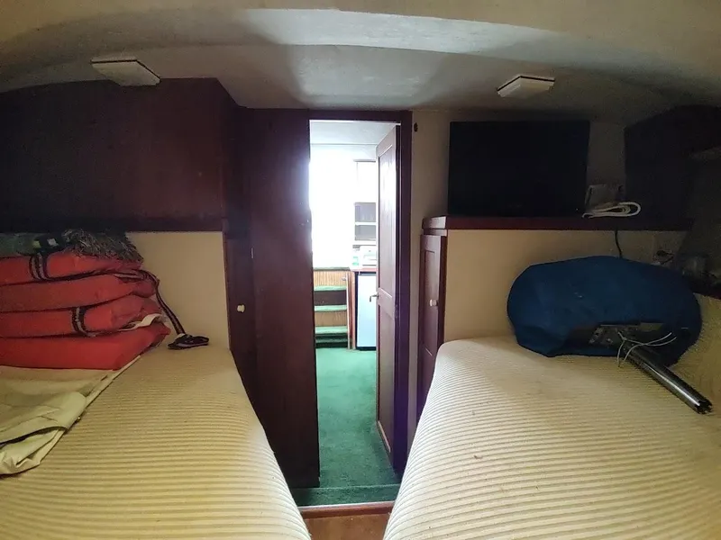 Slide: The Image of Trojan F-32 1988 - 65