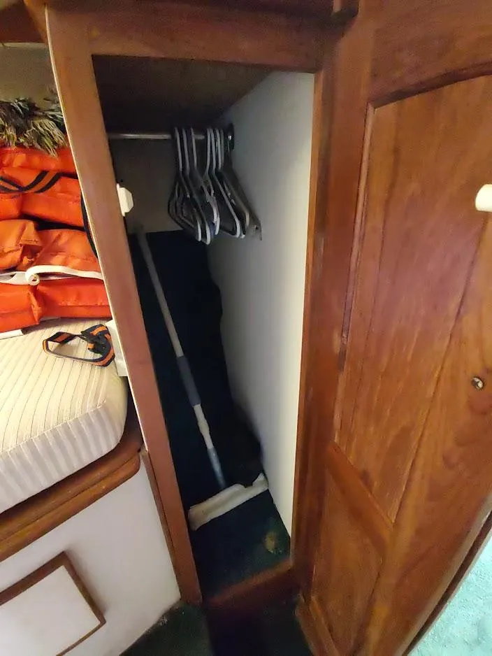 Slide: The Image of Trojan F-32 1988 - 67