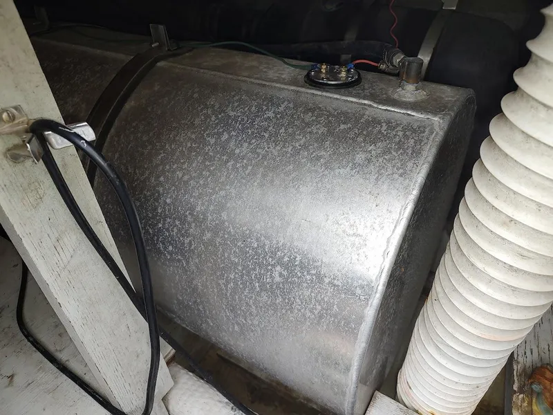 Slide: The Image of Trojan F-32 1988 - 82