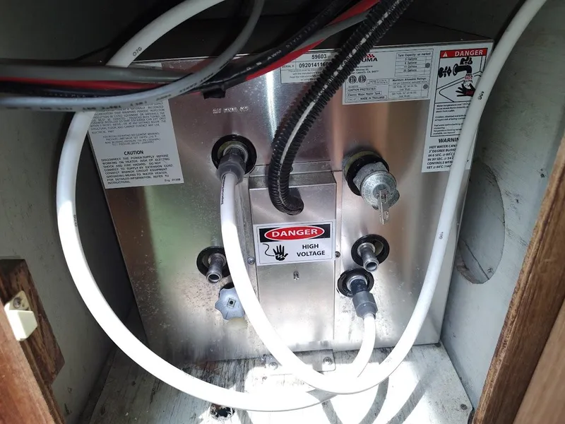 Slide: The Image of Trojan F-32 1988 - 84