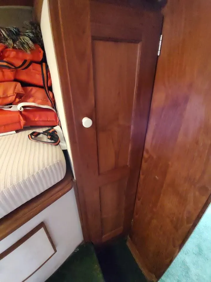 Slide: The Image of Trojan F32 Sedan 1988 - 66