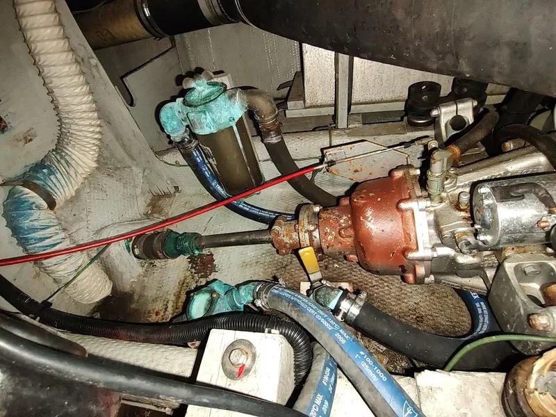 Slide: The Image of Trojan F32 Sedan 1988 - 75