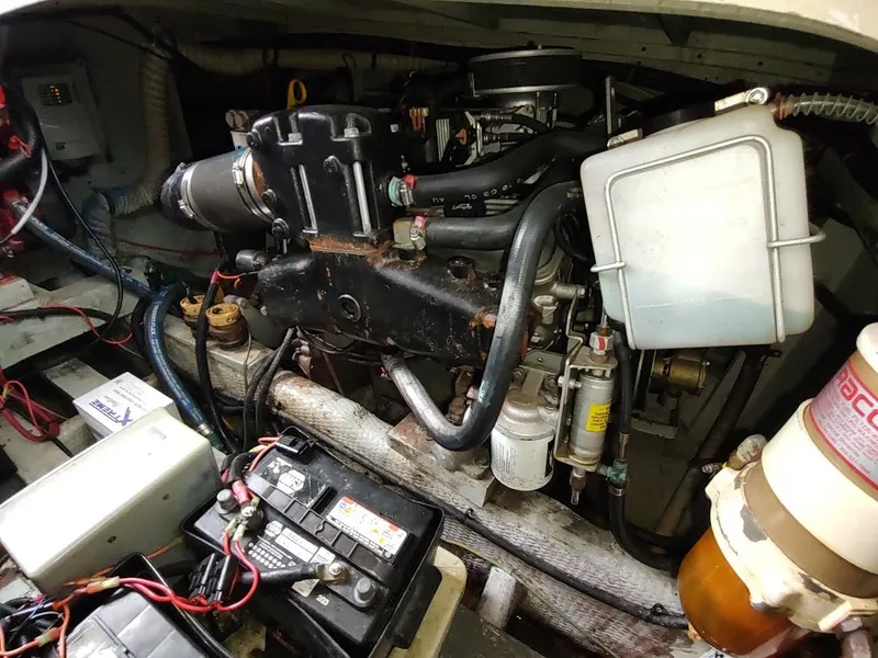 Slide: The Image of Trojan F32 Sedan 1988 - 77