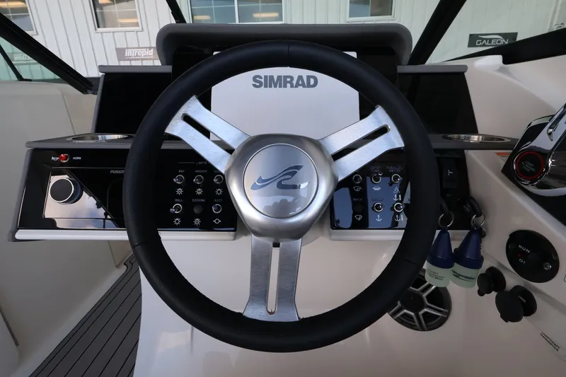 Slide: The Image of Sea Ray SDX 290 Outboard 2027 - 24