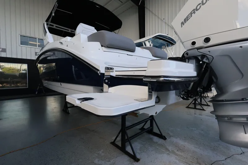Slide: The Image of Sea Ray SDX 290 Outboard 2027 - 34