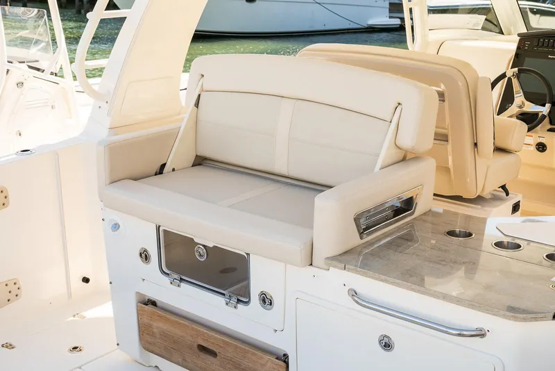 Slide: The Image of Boston Whaler 350 Realm 2023 - 14